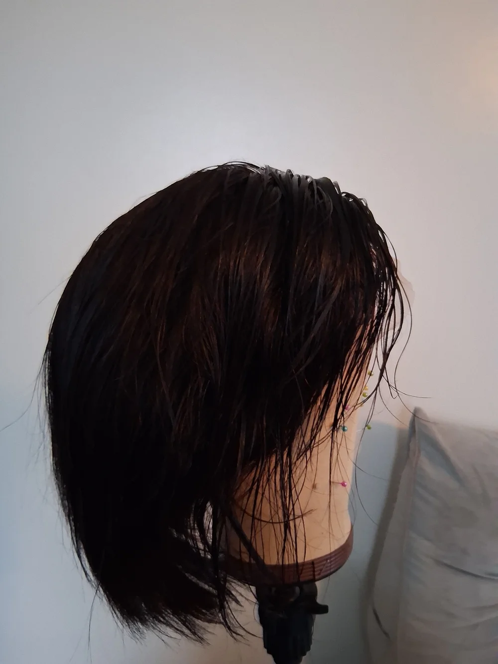 Wet-Look Short Lace Front Wig in Natural Black